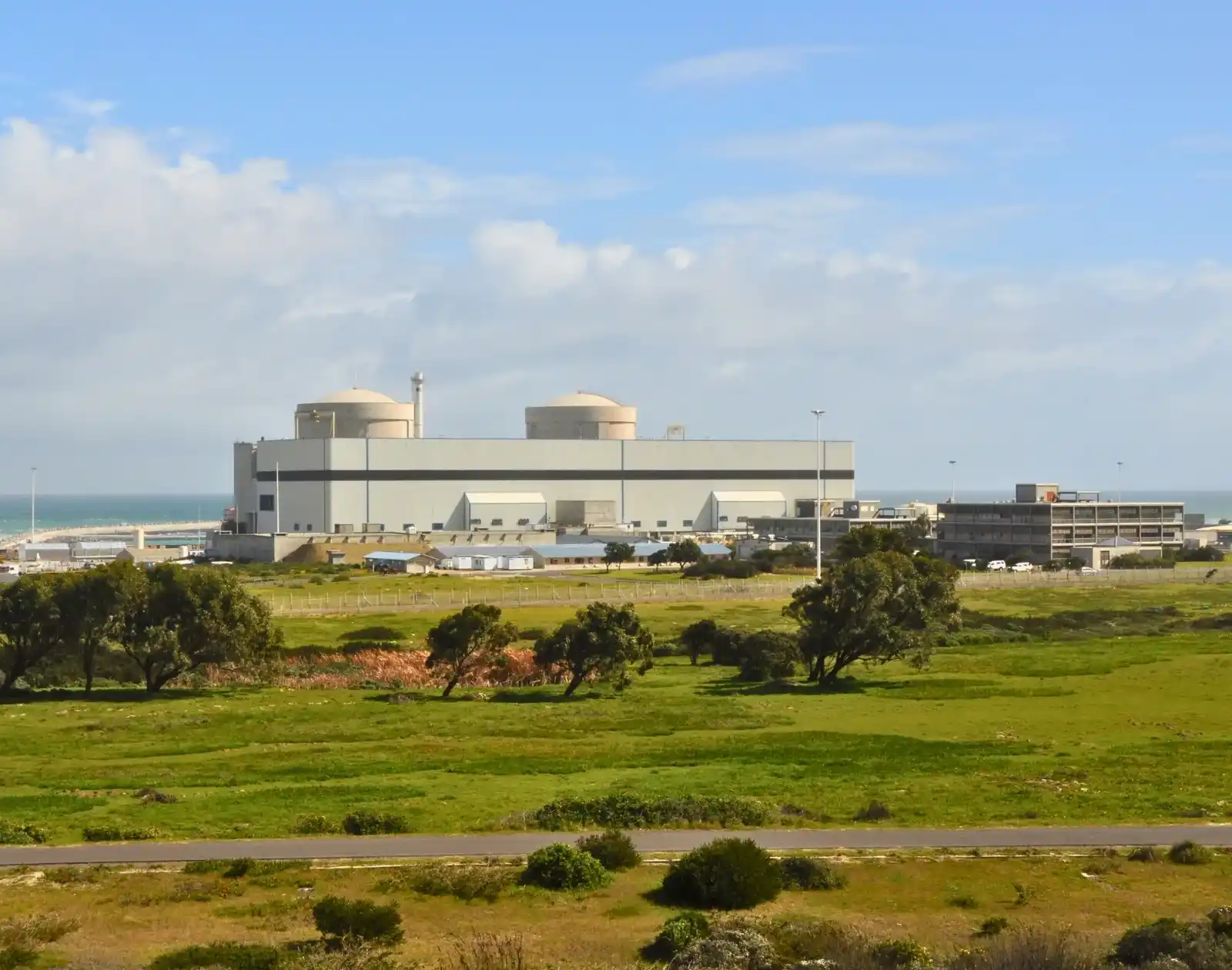 Transition énergétique : La centrale à charbon d'Arnot, symbole de la dépendance historique de l'Afrique du Sud aux combustibles fossiles et au cœur des enjeux de décarbonation du mix électrique national.